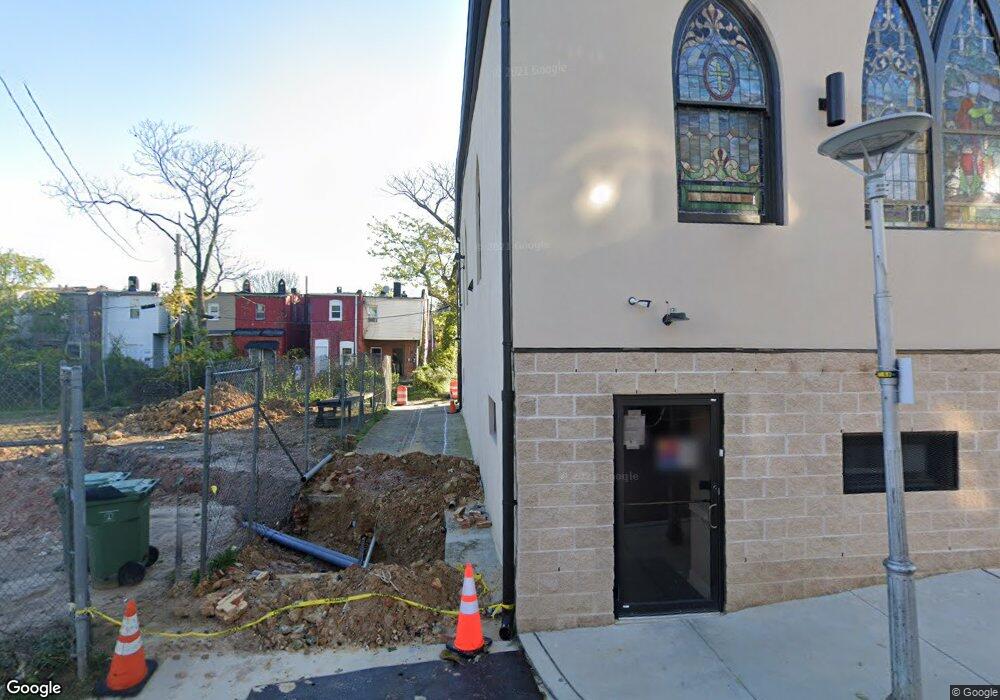 1301 Wilcox St, Baltimore, MD 21202 - photo 1