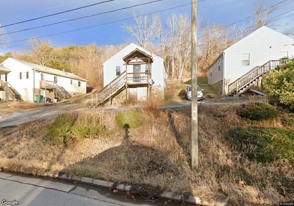 1705 E Main St, Waynesboro, VA 22980 - photo 1