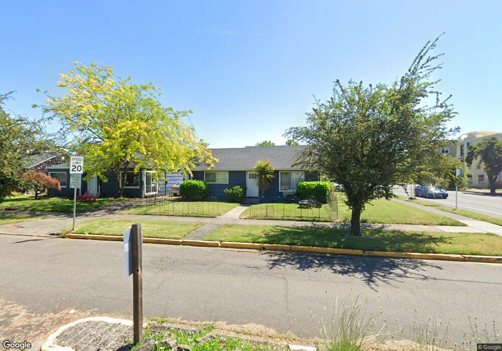 1791 Ferry St, Eugene, OR 97401 - photo 1