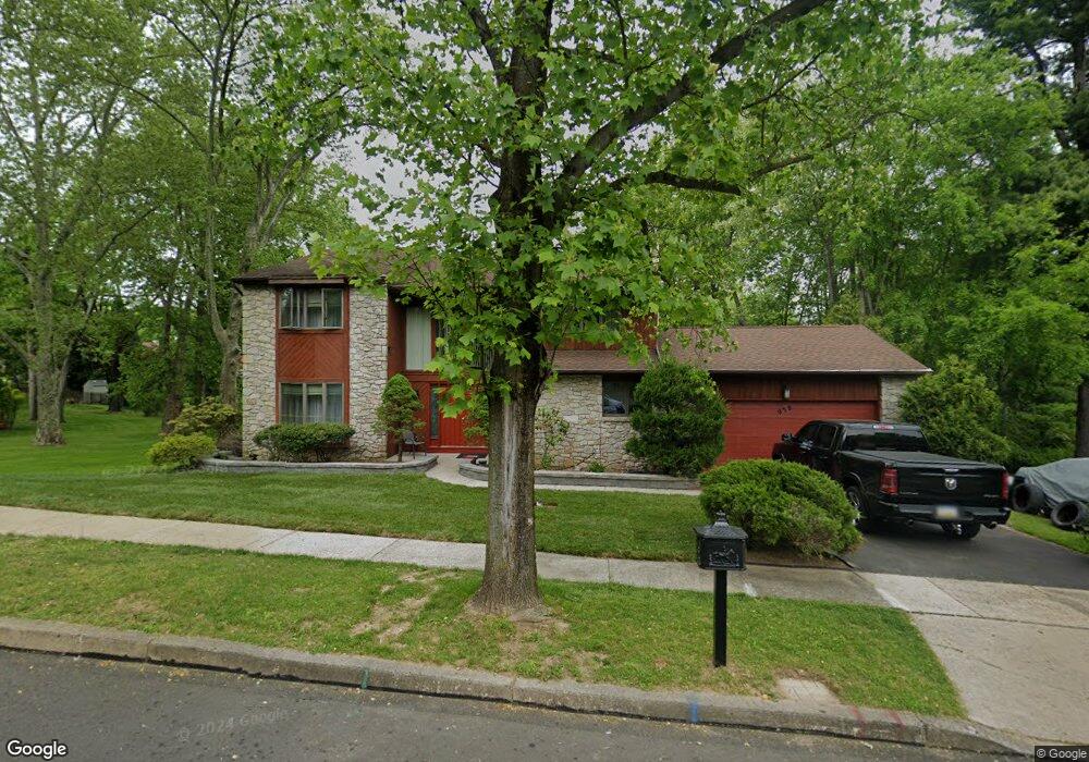 938 Spring View Dr, Southampton, PA 18966 - photo 1