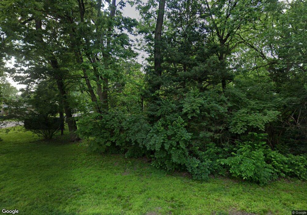 2743 SE Massachusetts Ave, Topeka, KS 66605 - photo 1