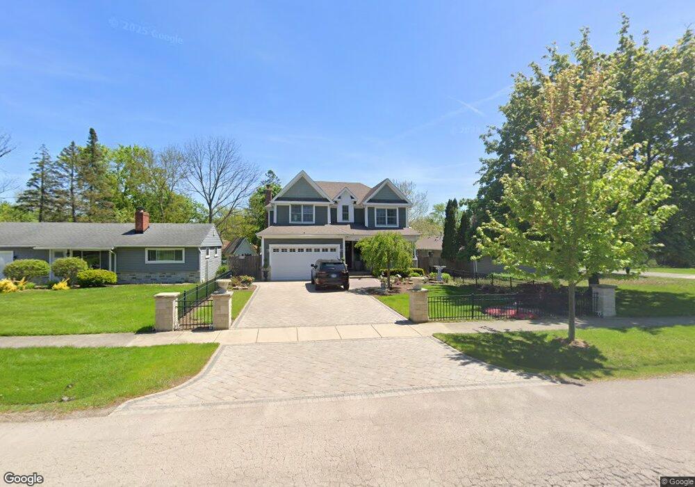 107 N Dorchester Ave, Wheaton, IL 60187 - photo 1