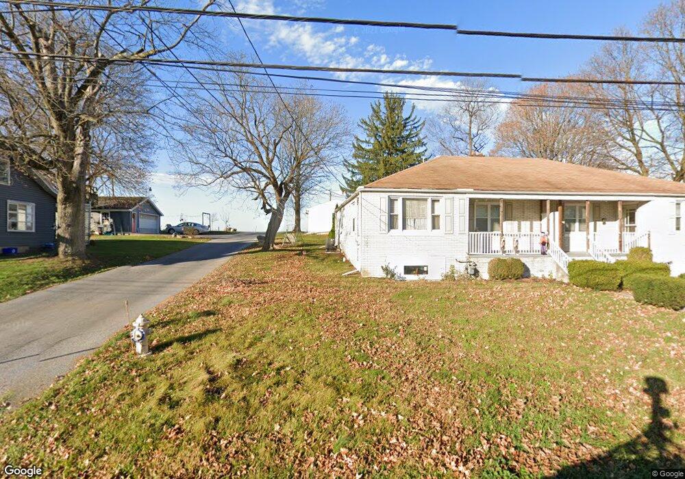 1505 E Derry Rd, Hershey, PA 17033 - photo 1