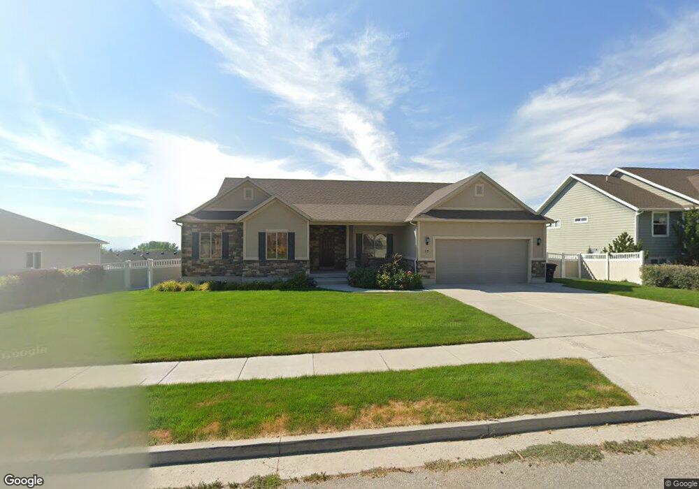 13 N 1100 E unit 9, Smithfield, UT 84335 - photo 1