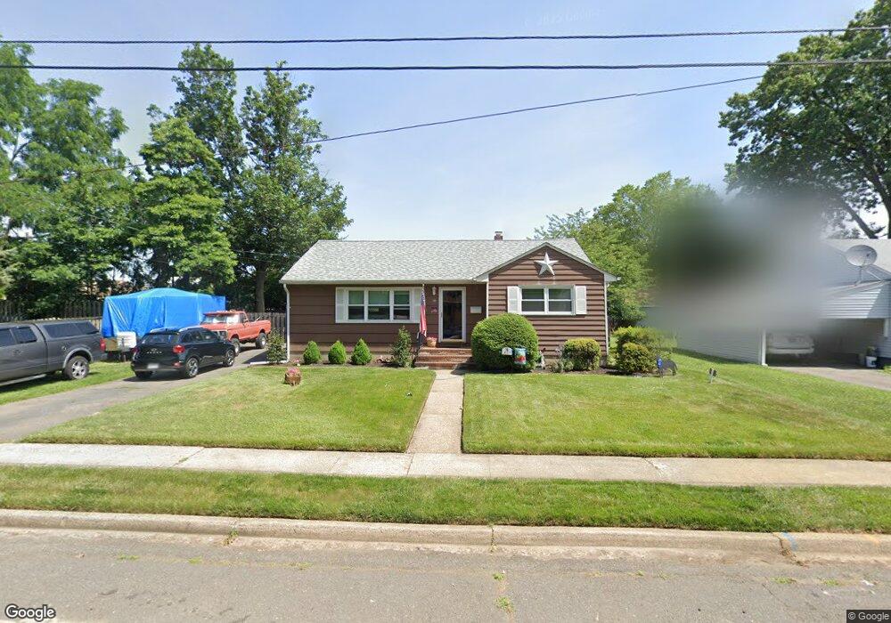 39 Clipper Ave, Edison, NJ 08817 - photo 1