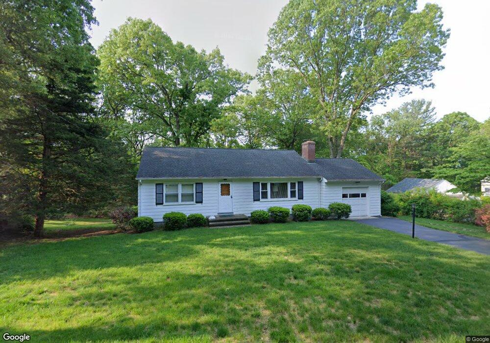 28 Hillcrest Rd, Trumbull, CT 06611 - photo 1