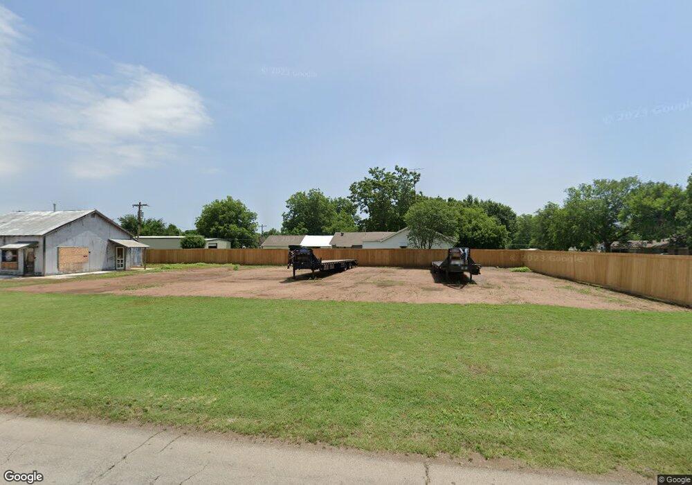 122 Rr 2, Marlow, OK 73055 - photo 1