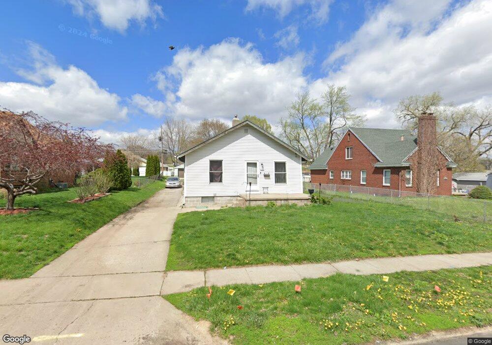 3603 Center St, Des Moines, IA 50312 - photo 1