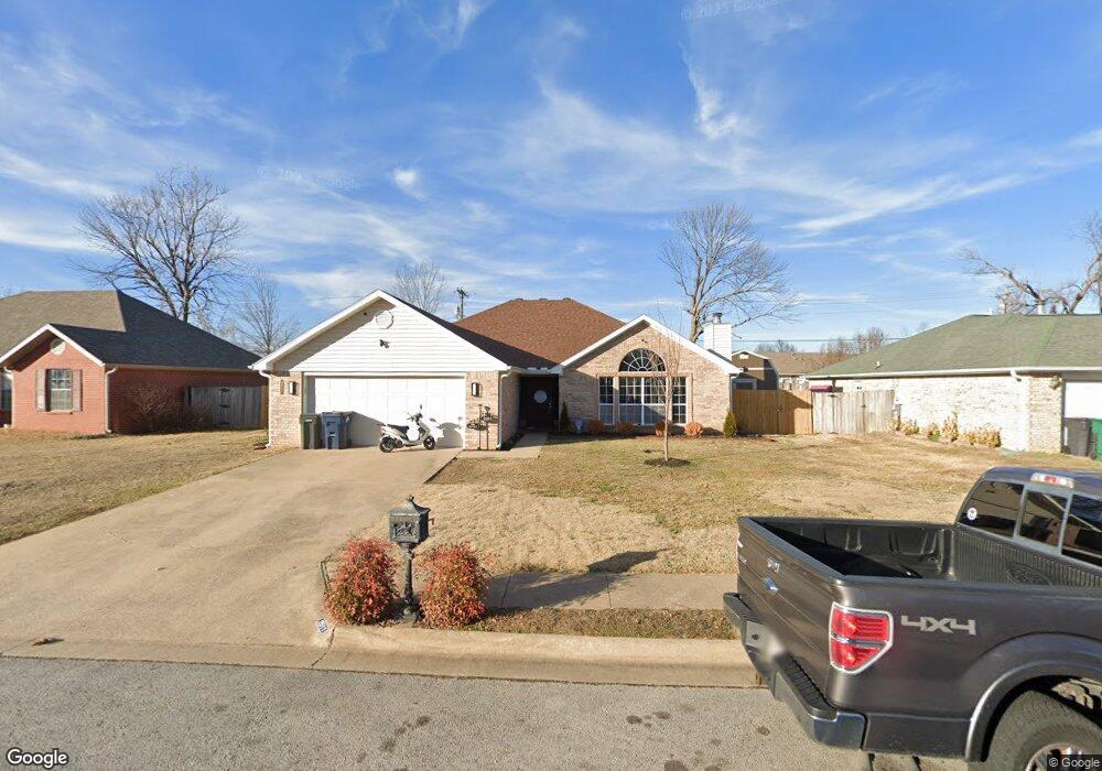 2511 W Sumac St, Rogers, AR 72758 - photo 1