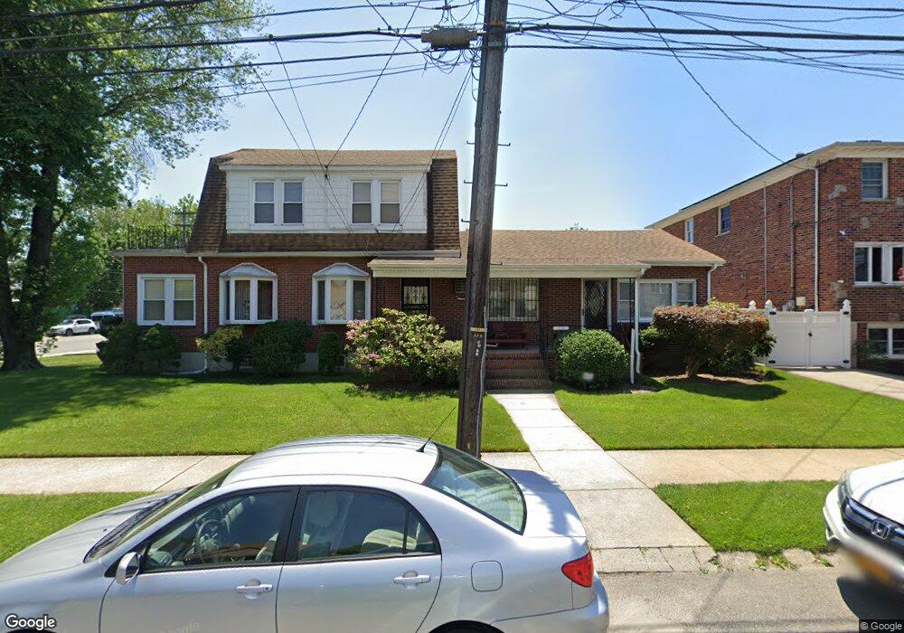 15180 20th Ave, Whitestone, NY 11357 - photo 1