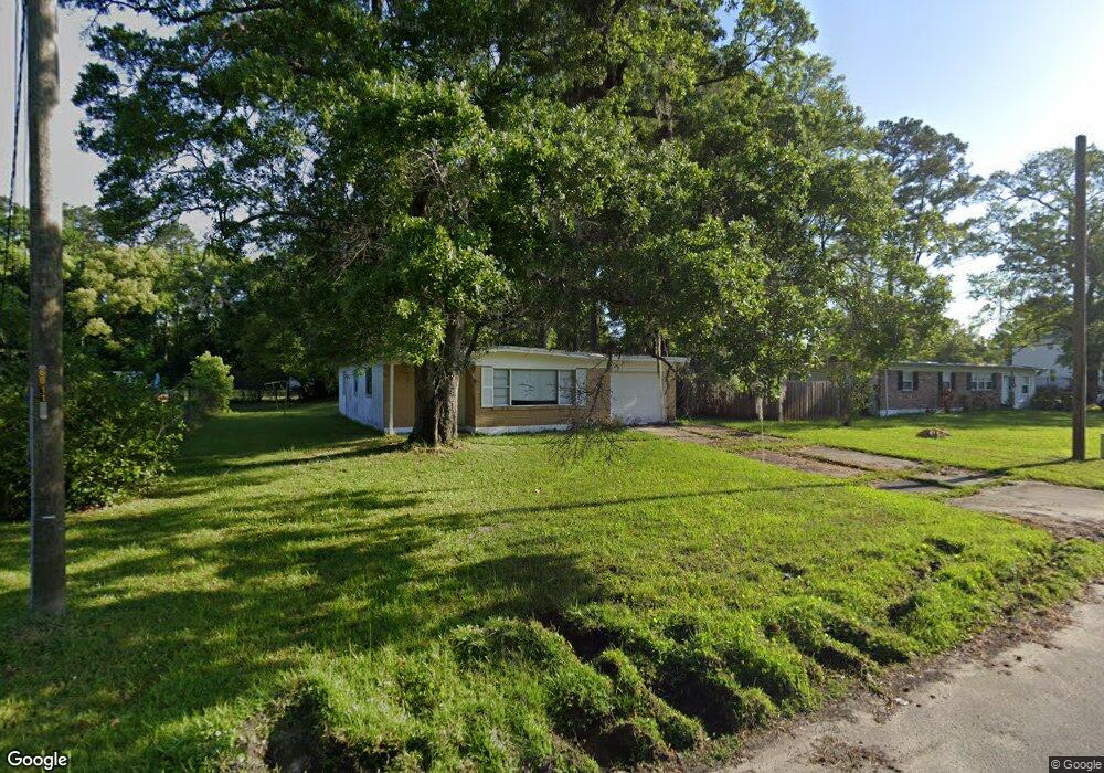 6011 Marsha Dr, Jacksonville, FL 32205 - photo 1