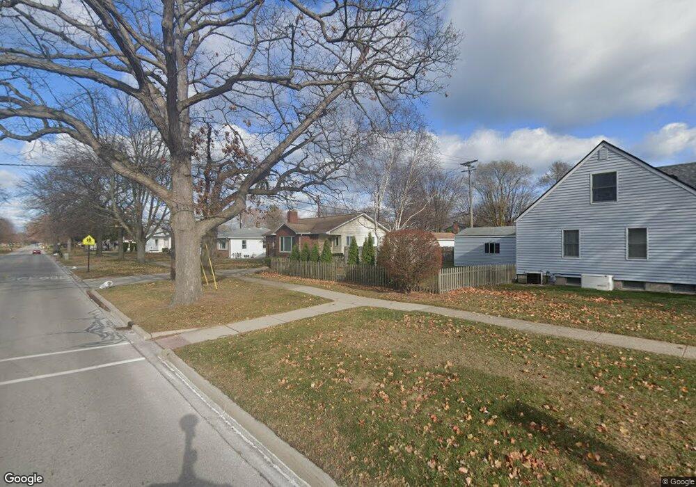 3040 10th Ave, Port Huron, MI 48060 - photo 1