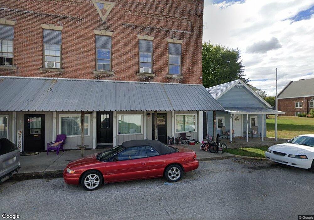 106 N Oakland St, Colfax, IN 46035 - photo 1