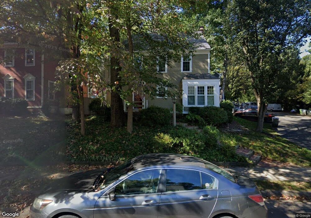 2052 Cobblestone Ln, Reston, VA 20191 - photo 1