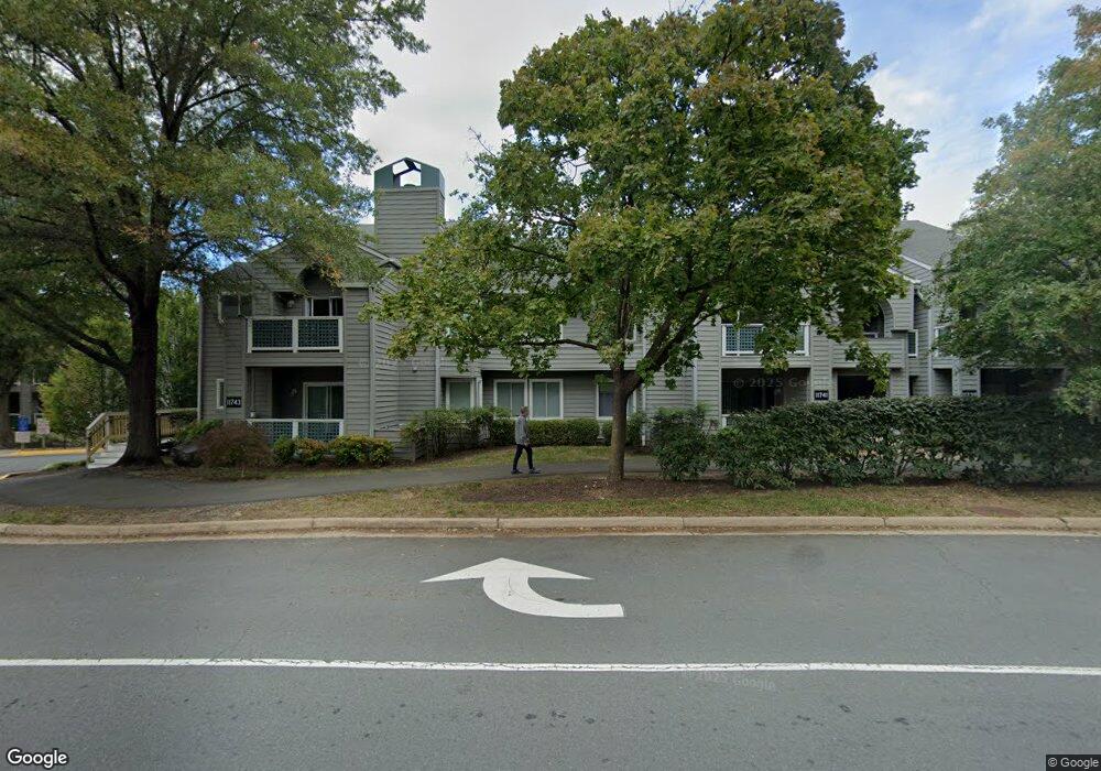 11743-D Summerchase Cir, Reston, VA 20194 - photo 1