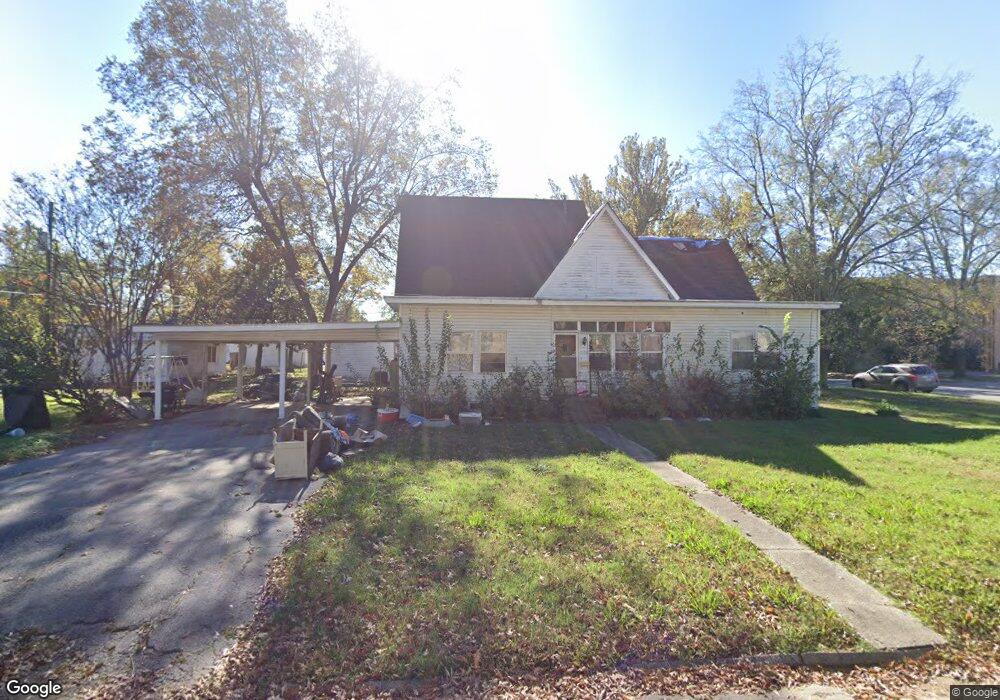 204 E 5th St, Stuttgart, AR 72160 - photo 1