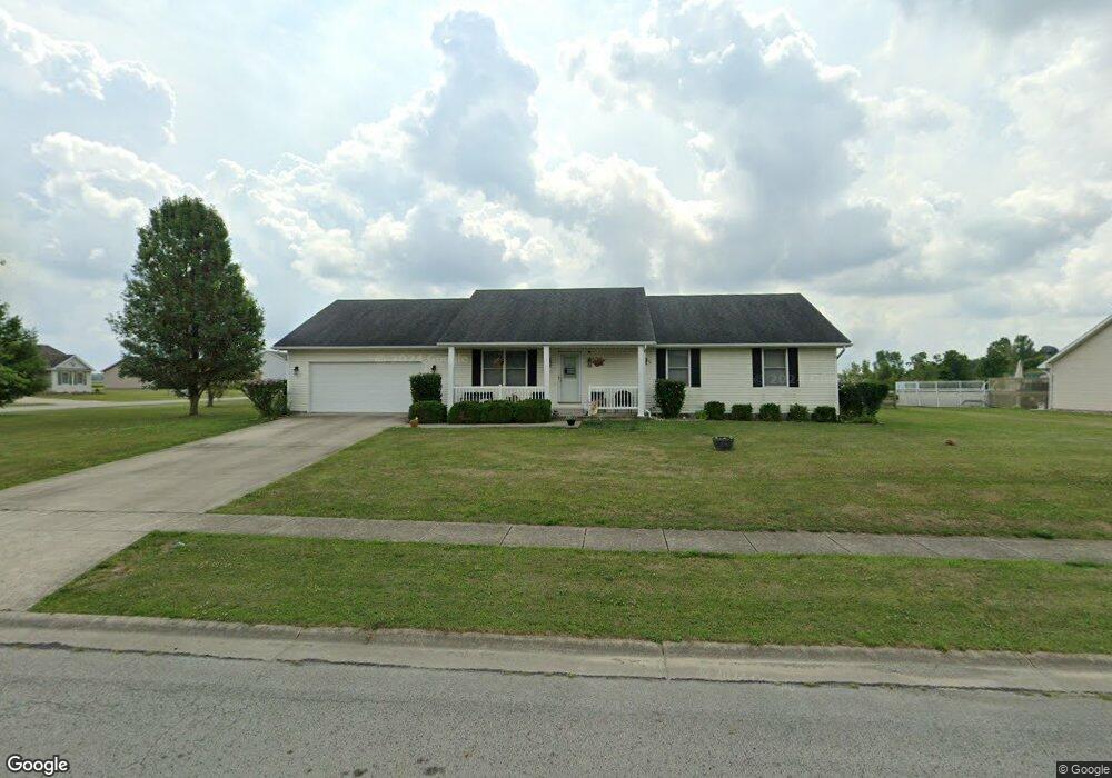 210 Parker Place Dr, Blanchester, OH 45107 - photo 1