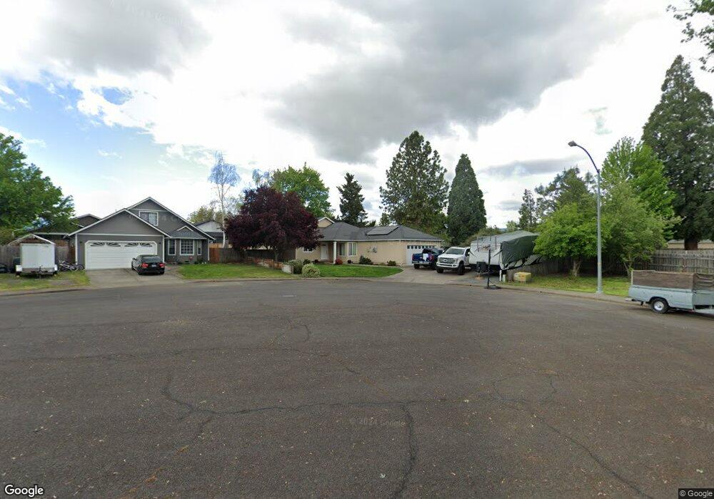 840 Juanita Way, Central Point, OR 97502 - photo 1