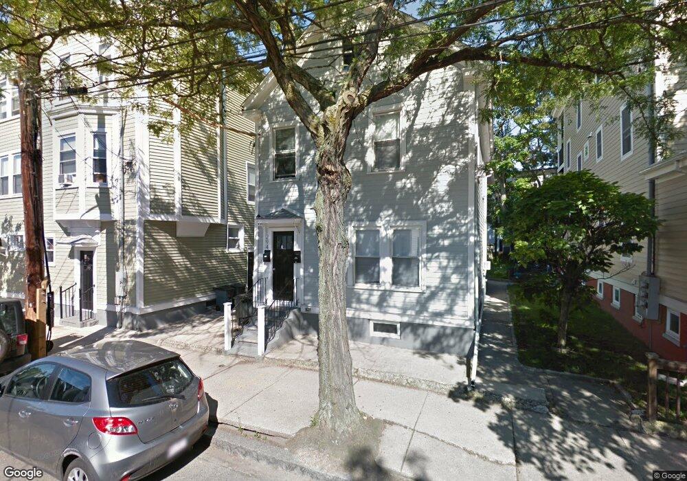 294 Windsor St unit 5, Cambridge, MA 02139 - photo 1