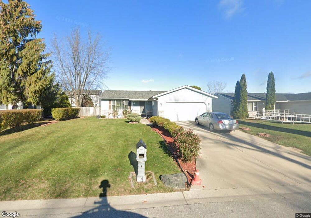 2211 Thornhill St, Port Huron, MI 48060 - photo 1