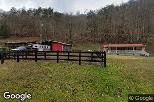 504 Sunshine Ln, Kimper, KY 41539