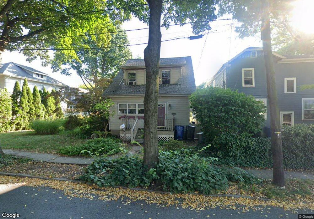 20 E Van Ness Ave, Rutherford, NJ 07070 - photo 1