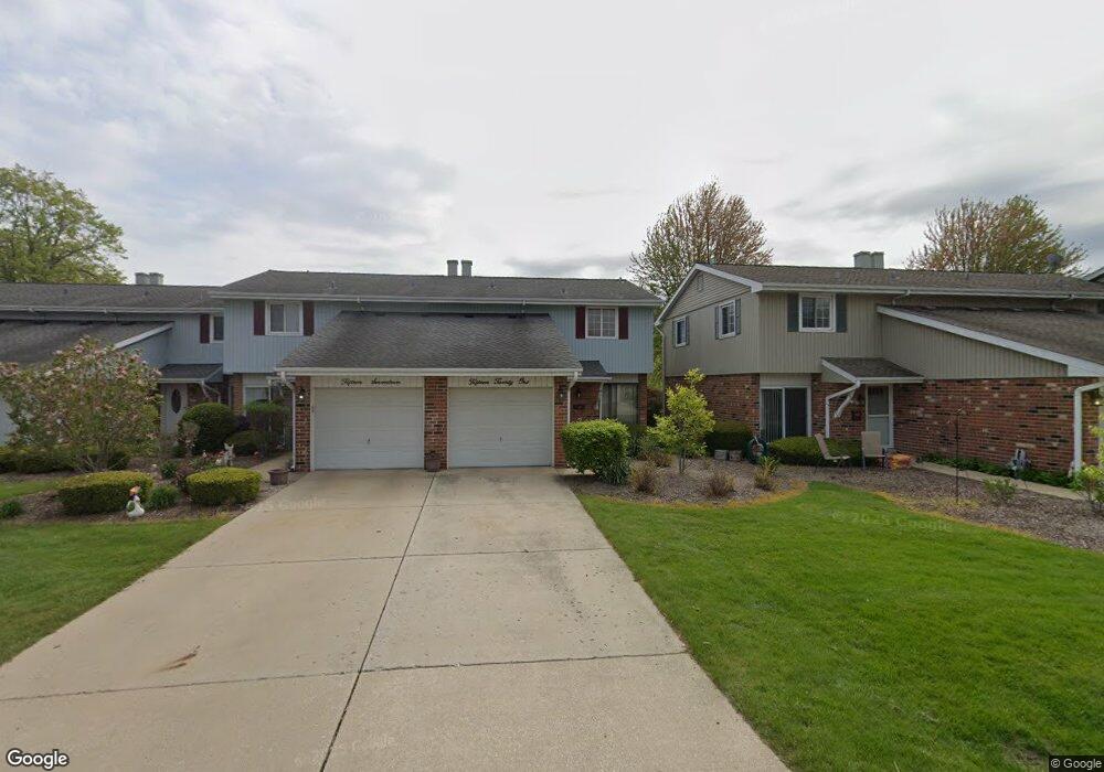 1521 Coloma Ct N, Wheaton, IL 60189 - photo 1