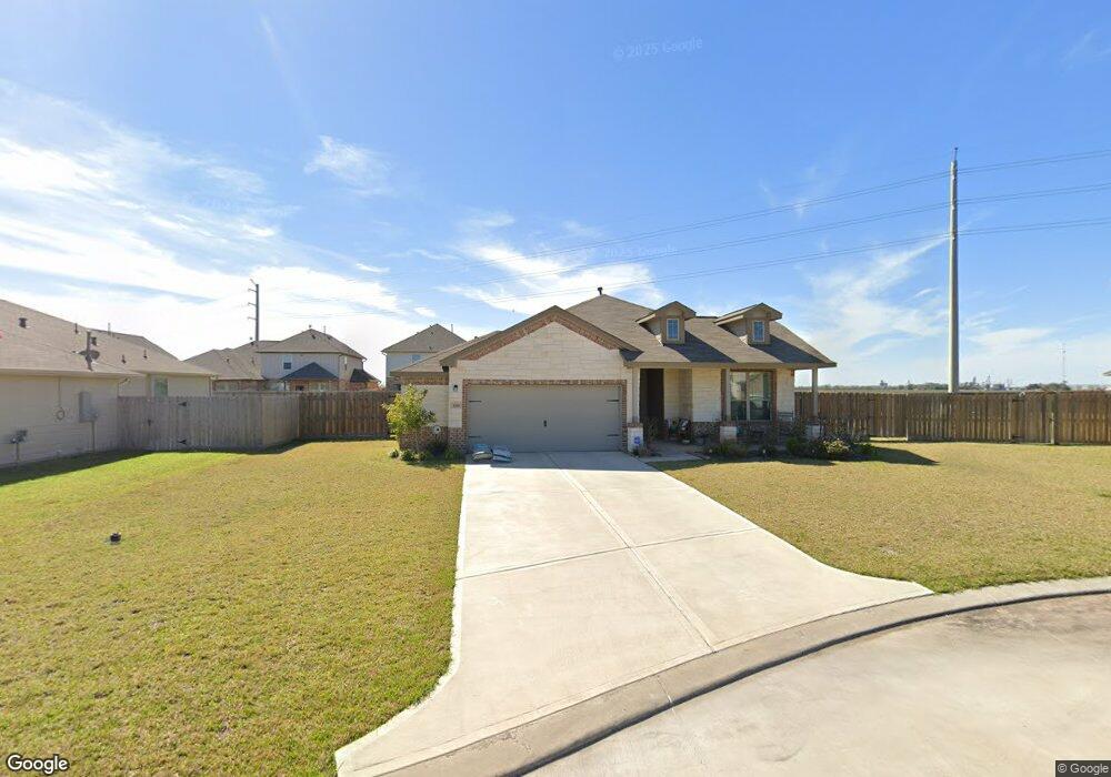 1055 Brahma Cir, East Bernard, TX 77435 - photo 1