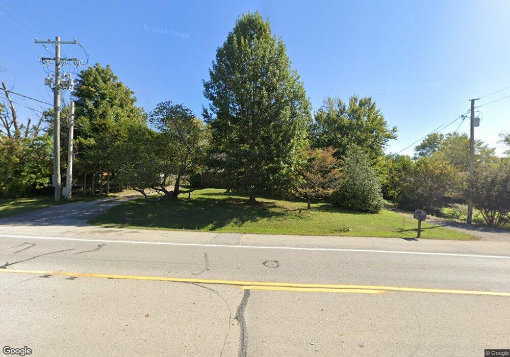 7505 Beulah Church Rd, Louisville, KY 40228 - photo 1