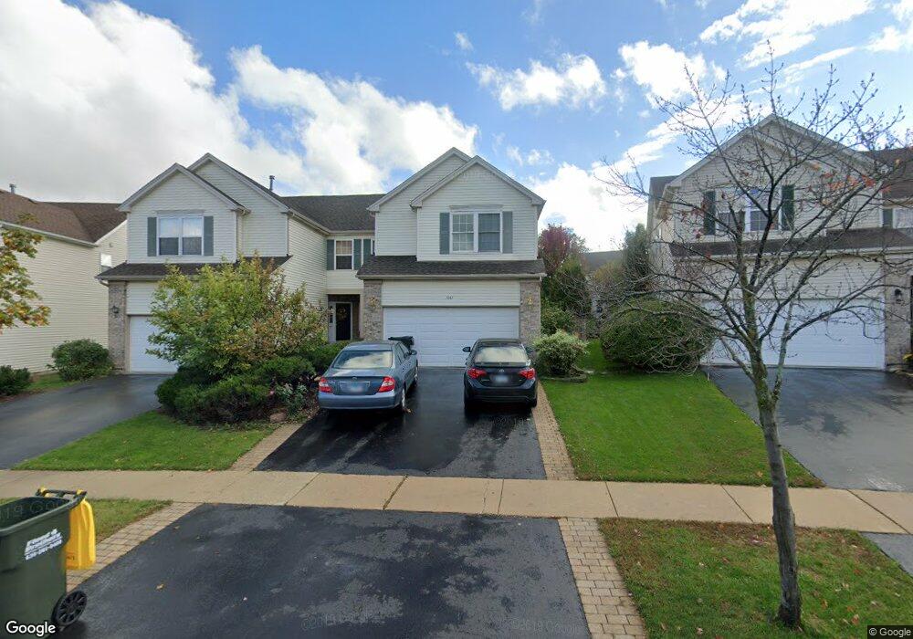 1061 Viewpoint Dr, Lake In the Hills, IL 60156 - photo 1