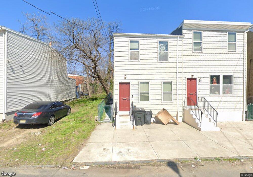 717 Mount Vernon St, Camden, NJ 08103 - photo 1