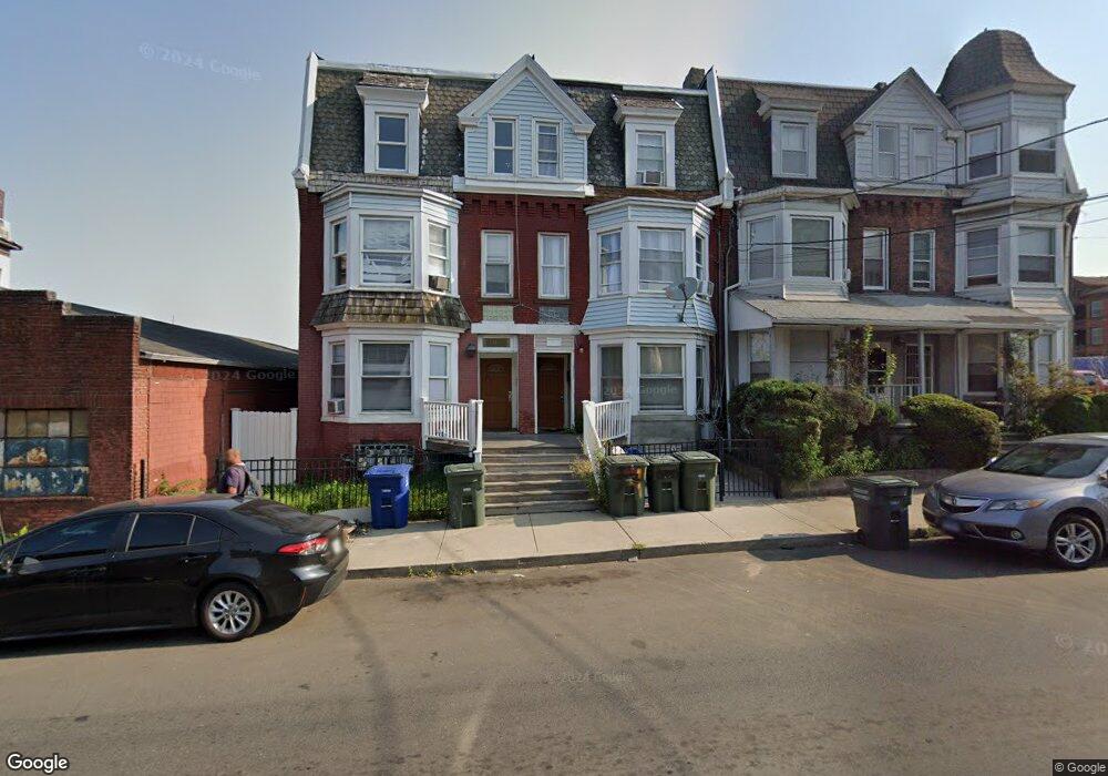 313 E Washington Ave unit 1, Bridgeport, CT 06608 - photo 1