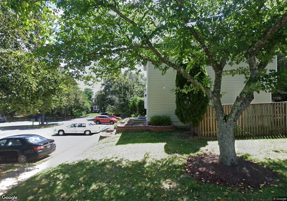 19115 Partridge Wood Dr, Germantown, MD 20874 - photo 1