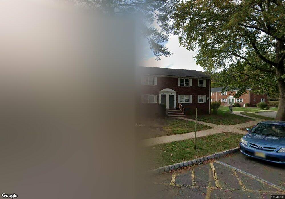 16B Carolyn Terrace unit 16B, Roselle, NJ 07203 - photo 1