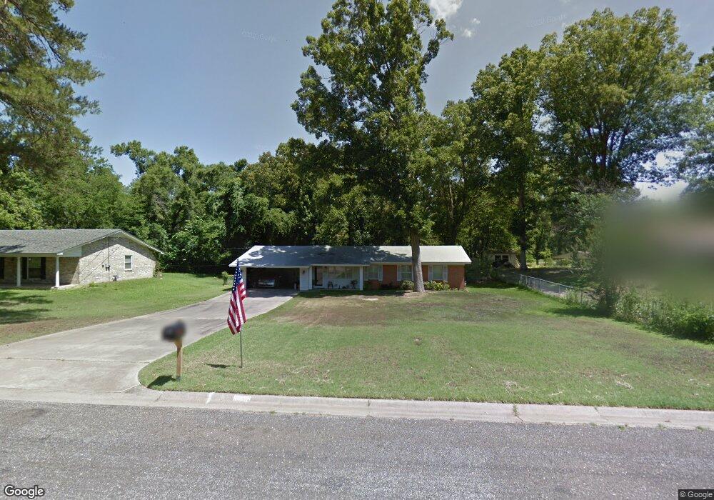 521 Camp St, Kilgore, TX 75662 - photo 1