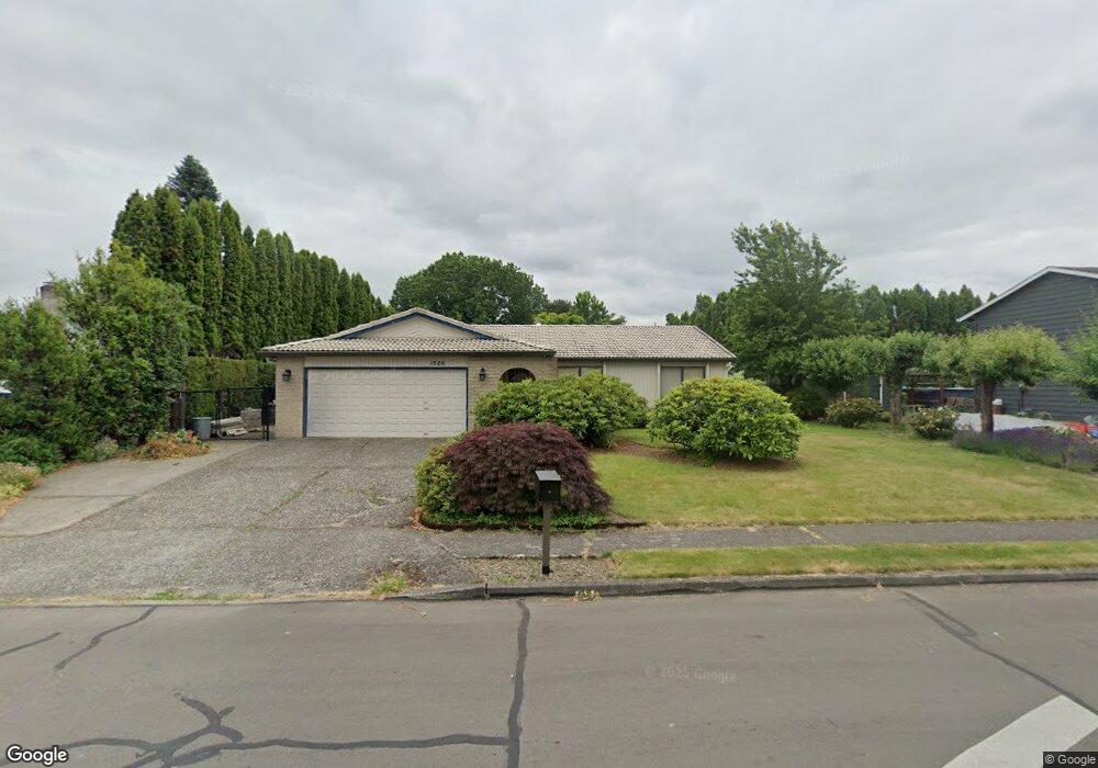 1526 SW 22nd St, Troutdale, OR 97060 - photo 1