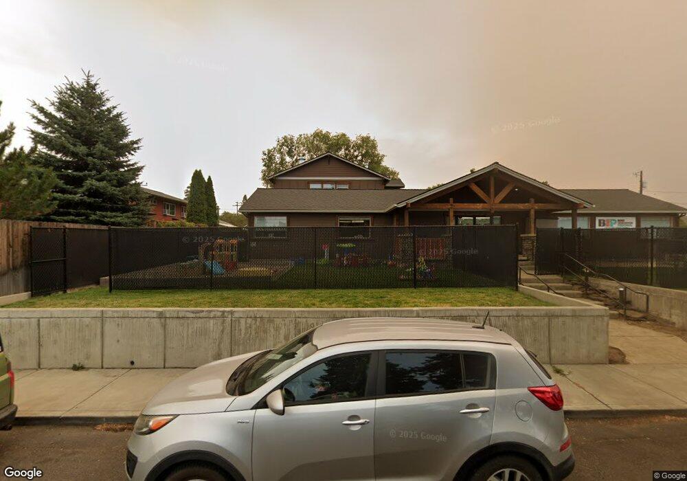 363 NE Dekalb Ave, Bend, OR 97701 - photo 1