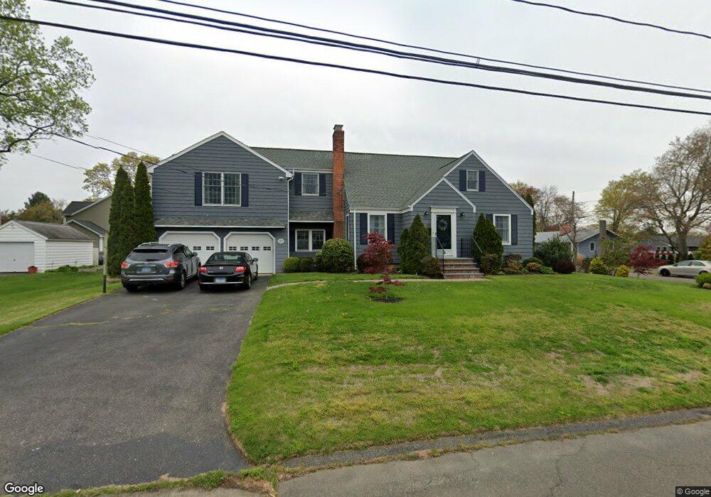 80 Biscayne Dr, Stratford, CT 06614 - photo 1