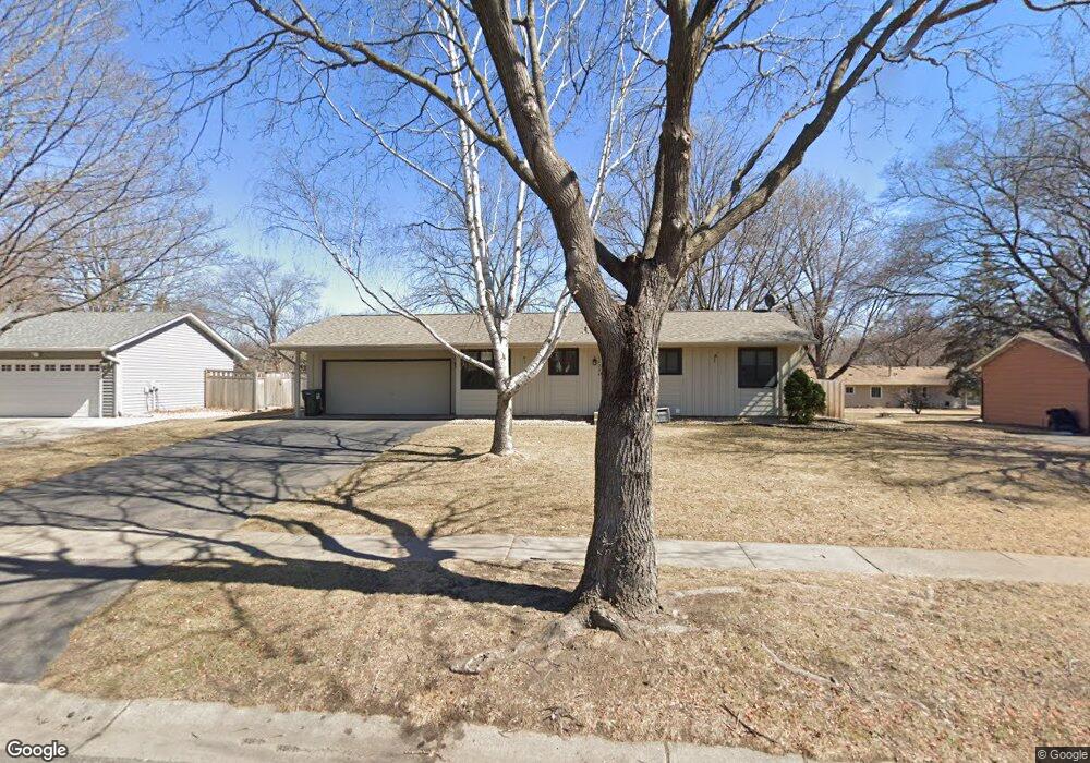 10220 Nathan Ln N, Maple Grove, MN 55369 - photo 1