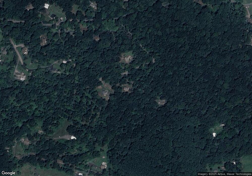 4892 S Mountain Dr, Emmaus, PA 18049 - photo 1