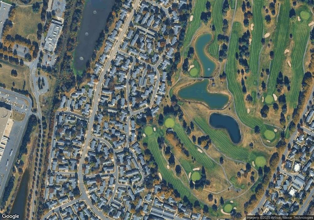 555B Tilton Way, Monroe Township, NJ 08831 - photo 1