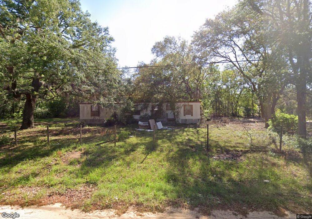 229 Twelve Oaks St, Douglas, GA 31533 - photo 1