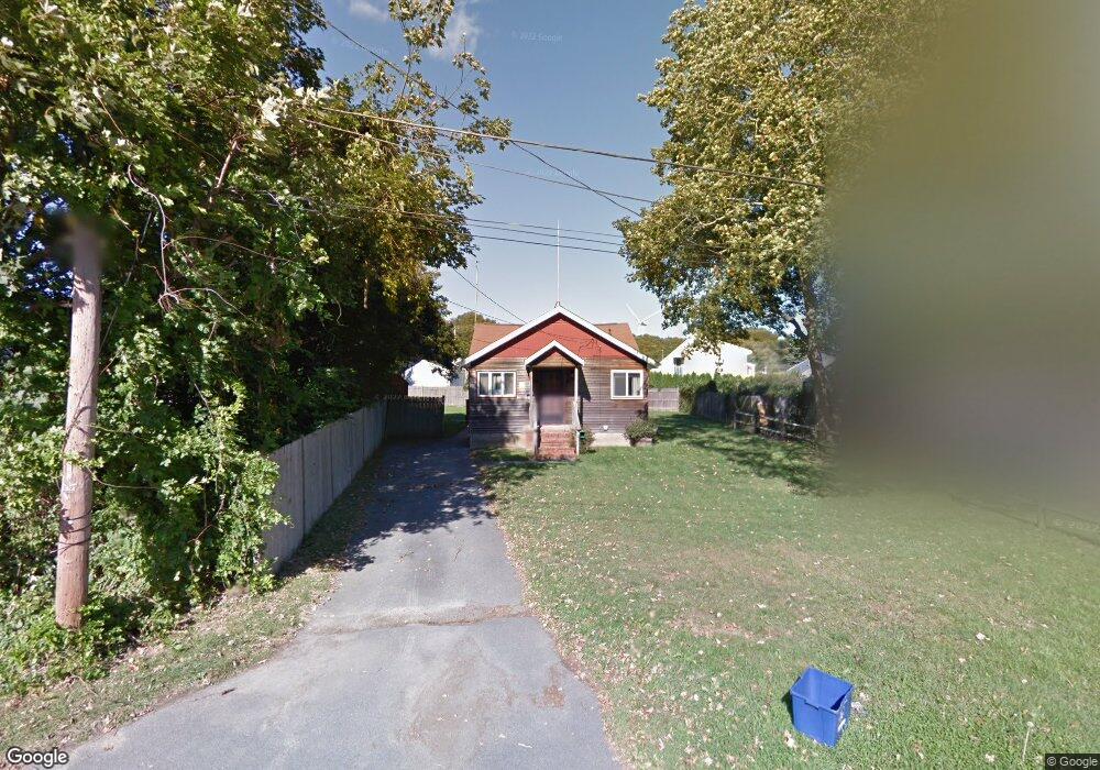 57 Yale St, Fairhaven, MA 02719 - photo 1