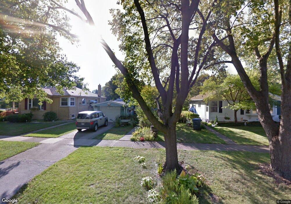 18446 Stewart Ave, Homewood, IL 60430 - photo 1