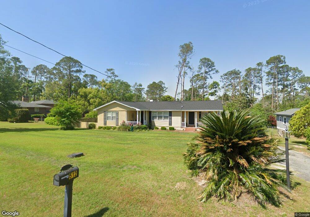 512 Forest Cir, Douglas, GA 31533 - photo 1