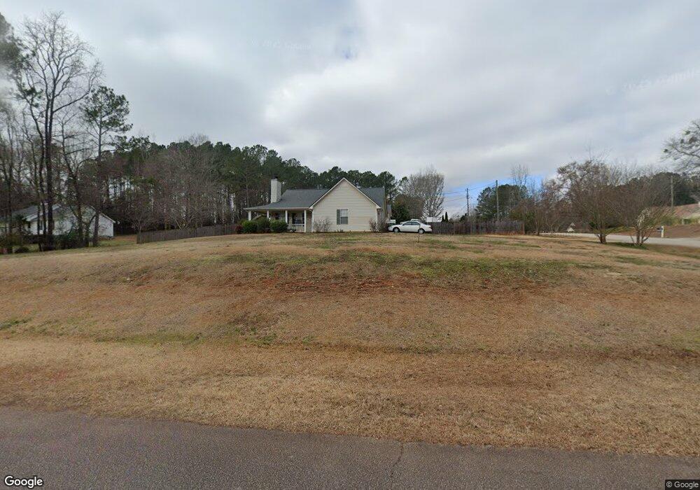 143 Duncans Mill Dr, Locust Grove, GA 30248 - photo 1