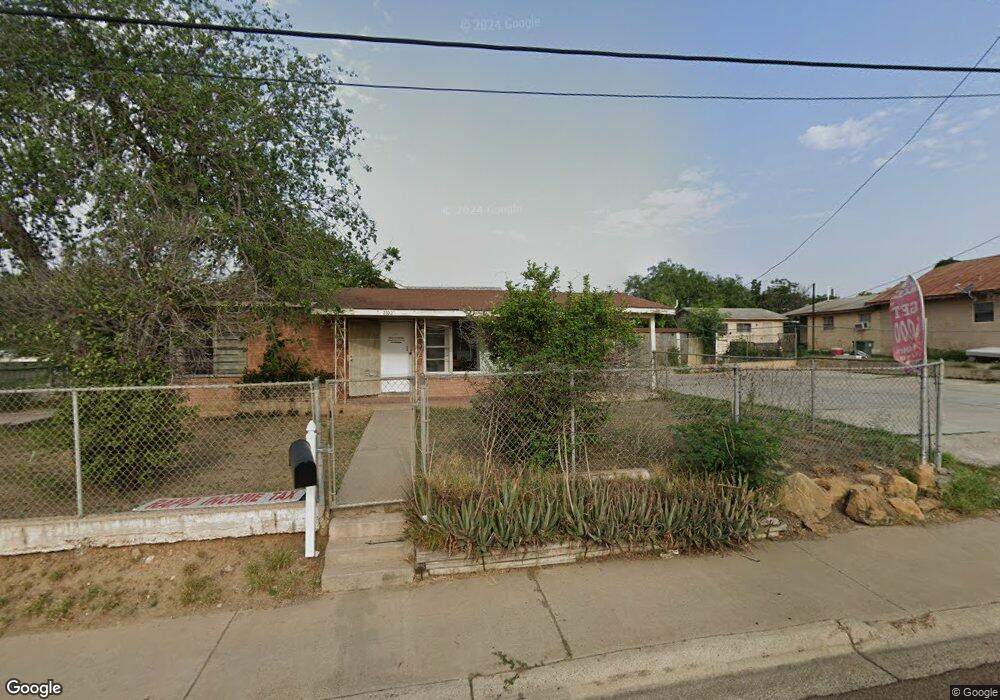 2102 Springfield Ave, Laredo, TX 78040 - photo 1