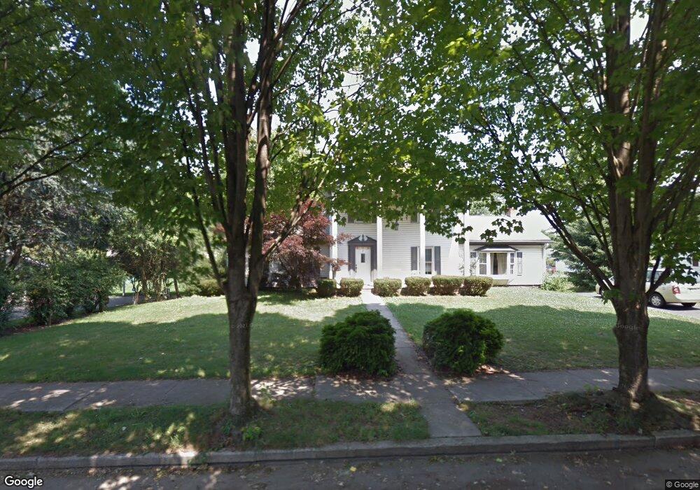 945 E Walnut St, Palmyra, PA 17078 - photo 1