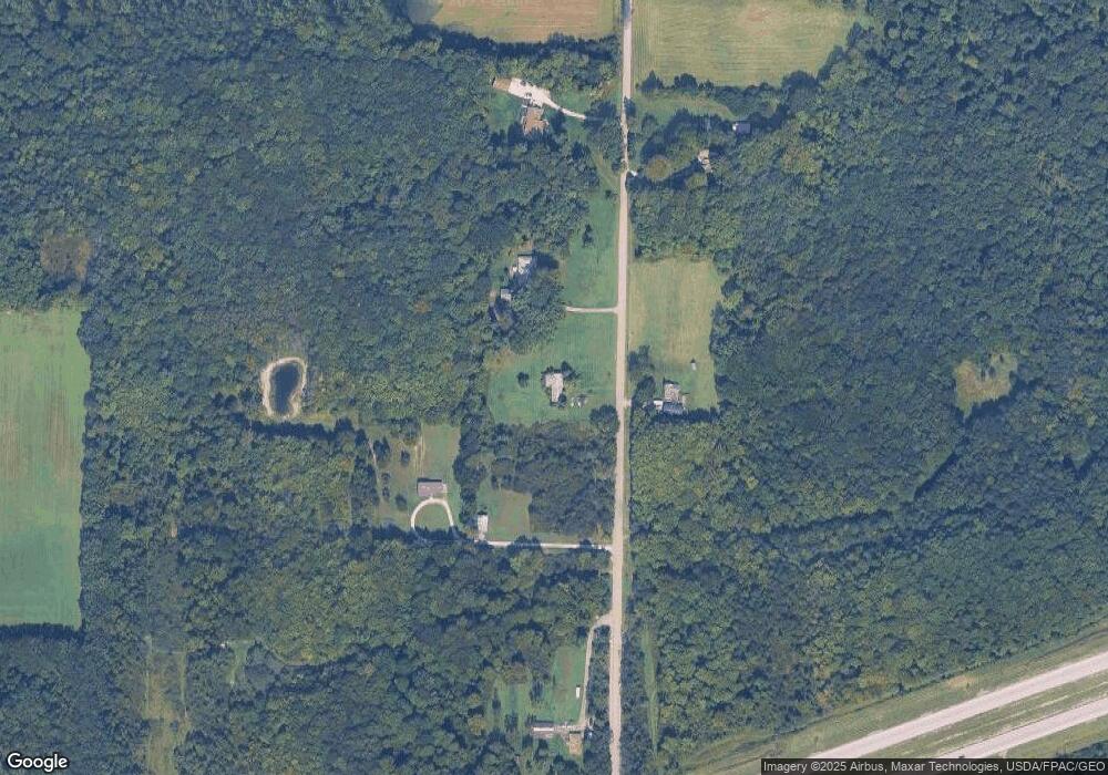 575 S Parrish Rd, Conneaut, OH 44030 - photo 1