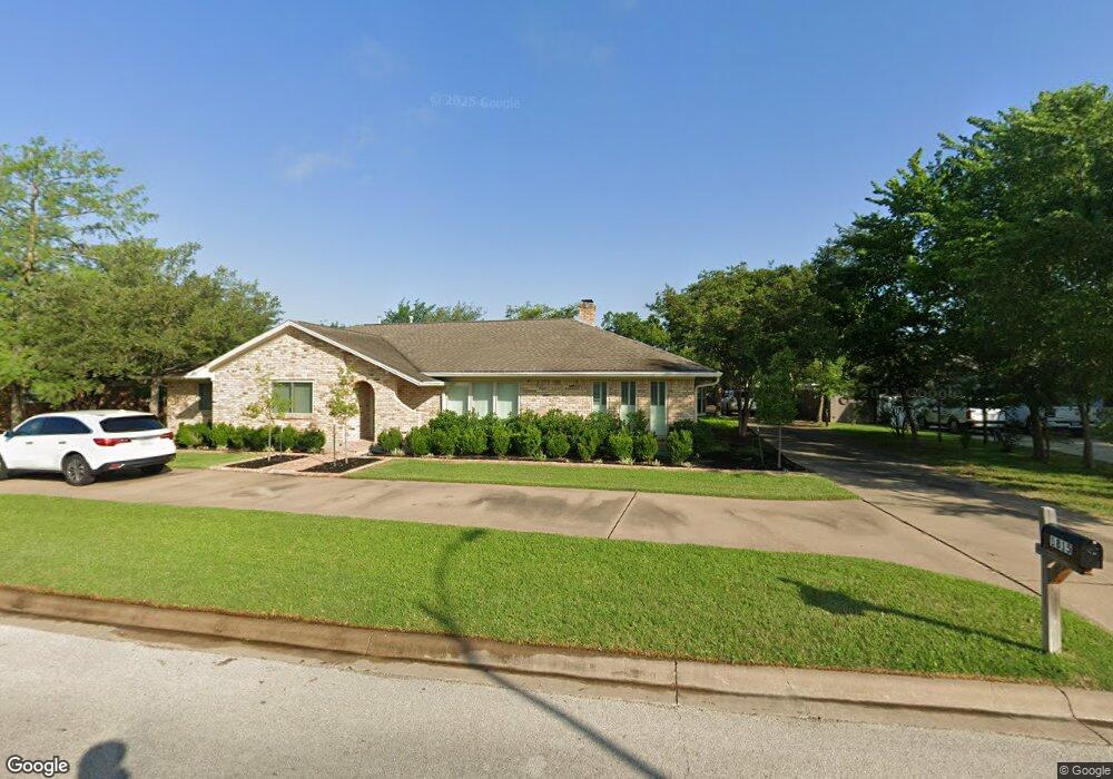 1815 Shadowwood Dr, College Station, TX 77840 - photo 1